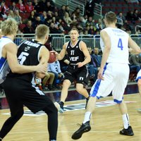 Bērziņš ar 19 punktiem kaldina 'Zeņit' uzvaru Vienotās līgas mačā pār 'VEF Rīga' basketbolistiem
