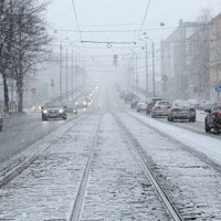 Rīgas dome brīdina par gausāku satiksmi galvaspilsētas ielās