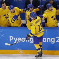 'Pekina 2022': Covid-19 ievieš korekcijas Latvijas pretiniecēs Zviedrijas un Slovākijas hokeja izlasēs