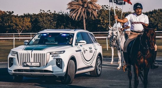 Dubaijas policija 'Lamborghini' patruļauto nomainījusi ar ķīniešu apvidnieku