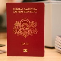 "ЦС" призвал Берзиньша блокировать поправки о гражданстве