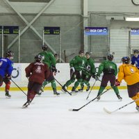 Zināms Latvijas hokeja izlases sastāvs pirmajai spēlei pret Somiju