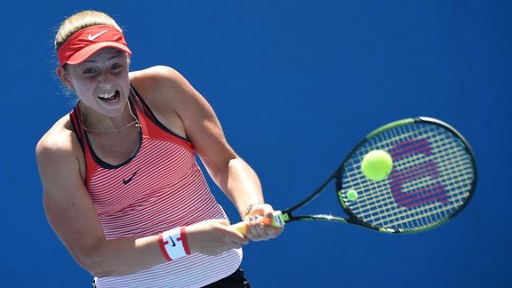 Teniss, Australian Open: Jeļena Ostapenko - Suveja Sje - 3