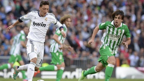 Mesut Ozil (Real - Betis)