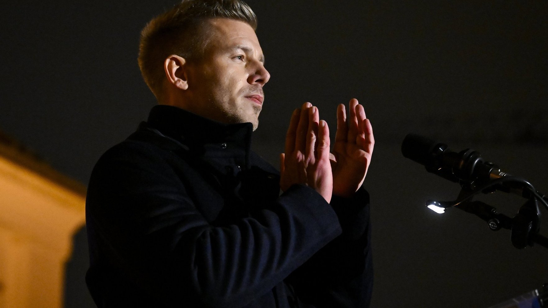 "Vislabākā iespēja sakaut Orbānu." Saruna ar ungāru politologu