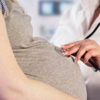 Plāno uzlabot grūtnieču veselības aprūpi – ar 1. oktobri grūtniecēm apmaksās pretgripas vakcīnu