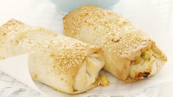 pīrāgi, smalkmaizītes, filo mīkla