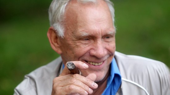 Юлий Круминьш. Приговор "по делу о бутылке шампанского": укрепляет или подрывает законность в Латвии?