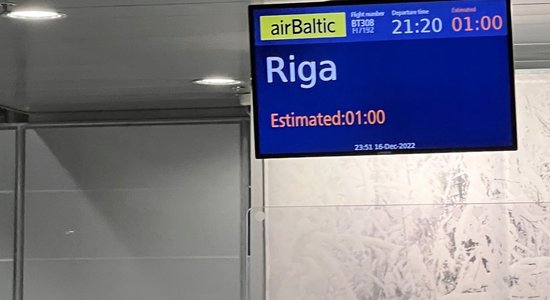 Iestrēgt lidostā – lasītāja par ilgo ceļu uz Rīgu prasa kompensāciju no 'airBaltic'