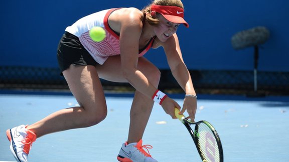 Teniss, Australian Open: Jeļena Ostapenko - Suveja Sje - 4