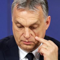 EPP nobalso par Orbāna 'Fidesz' darbības apturēšanu EP frakcijā