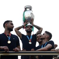 Itālijas futbolisti pēc uzvaras Eiropas čempionātā atgriežas mājās