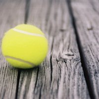 Bijušajam dubultspēļu čempionam tenisā Hjūitam gaidāma tiesa par apsūdzībām izvarošanā