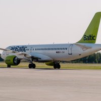 "airBaltic" piedāvā vairāk nekā 120 vakances – kādus darbiniekus meklē?