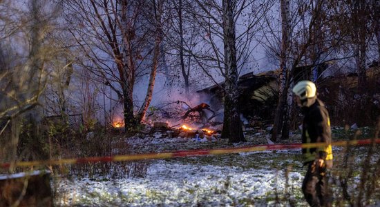 Крушение самолета в Вильнюсе: следователи "склоняются к технической версии"