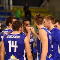 Veiksmīgs otrais puslaiks neglābj 'Ventspils' basketbolistus no zaudējuma Antverpenē