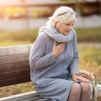 7 нетипичных симптомов, которые могут указывать на сердечный приступ у женщин
