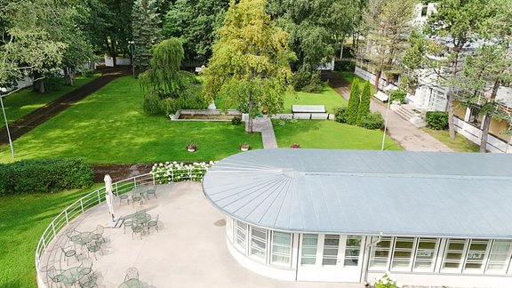 Kāpēc Baltijas uzņēmumi korporatīvos pasākumus arvien biežāk rīko Pērnavā