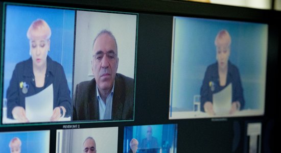 Kasparovs: kamēr Putins ir Kremlī, miera nebūs