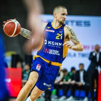 Grib spēlēt augstākā līmenī – Polijas basketbola līgas zvaigzne Šķēle jau prāto par dzīvi 'pēc tam'