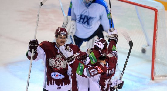 ВИДЕО: "Динамо" одержало вторую победу в чемпионате КХЛ