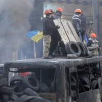 Ukrainas armija mudina Janukoviču steidzami atrisināt krīzi