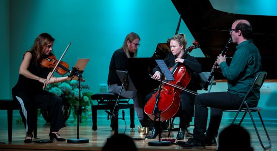 Cēsīs uzstāsies laikmetīgās mūzikas apvienība 'Anzû Quartet' no Ņujorkas