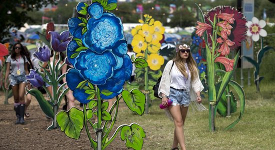 Pirmās biļetes uz nākamā gada Glastonberijas festivālu izpārdod 15 minūšu laikā