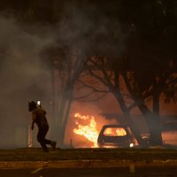 Brazīlijas galvaspilsētā notikušas sadursmes starp Bolsonaru atbalstītājiem un policiju