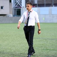 Latvijas futbola izlases trenerim Marianam Paharam konstatēts Covid-19