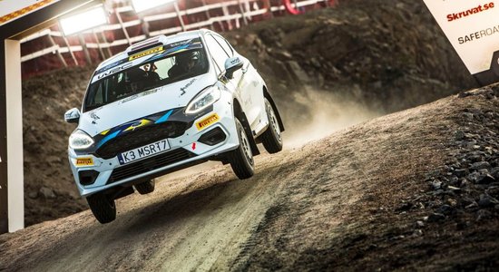 Sesks izcīna otro vietu Zviedrijas rallija junioru ieskaitē; Rovanperem pirmais WRC pjedestāls