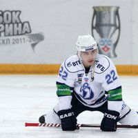 Maskavas 'Dinamo' atlaidusi Aņisinu