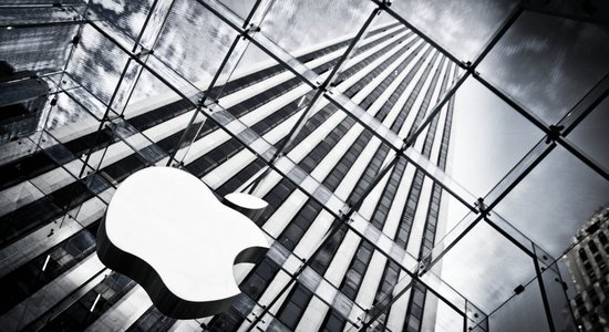 ФОТО и ВИДЕО: новую штаб-квартиру Apple оборудуют стеклянной смотровой площадкой