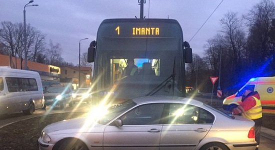 Ieguldīs 55,2 miljonus eiro infrastruktūras pielāgošanā zemās grīdas tramvajiem