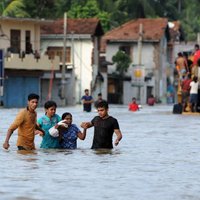 Plūdos un zemes nogruvumos Šrilankā vismaz 73 bojāgājušie