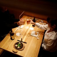 Misija – glābsim alu: Japānas alus darītavas nepārdoto alu pārvērš par džinu