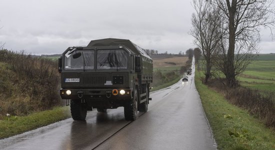 Polija apsver iespēju notriekt okupantu raķetes virs Ukrainas