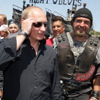 'Putina baikeri': Krievijas 'maigās varas' motoklubs 'Night Wolves'