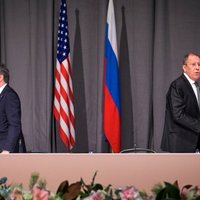 ‘Iespējams, diplomātija nav mirusi’: Lavrovs un Blinkens aizvadīs sarunas Ženēvā