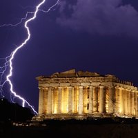 Grieķijas parādu krīze: valsts bankrots 9.aprīlī tiks novērsts, sola Atēnas