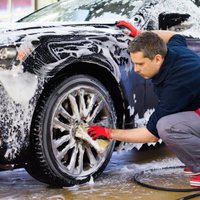 10 самых частых ошибок при чистке и мойке автомобиля