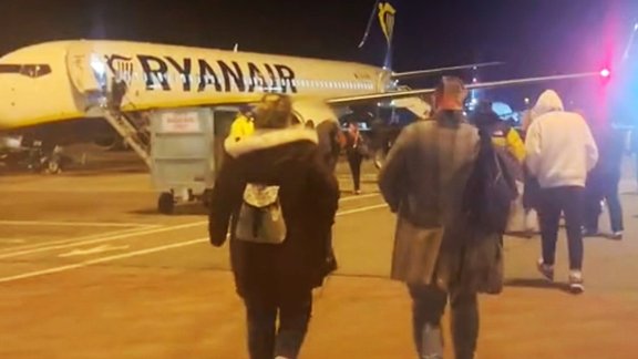 Ryanair, Dublina, lidosta