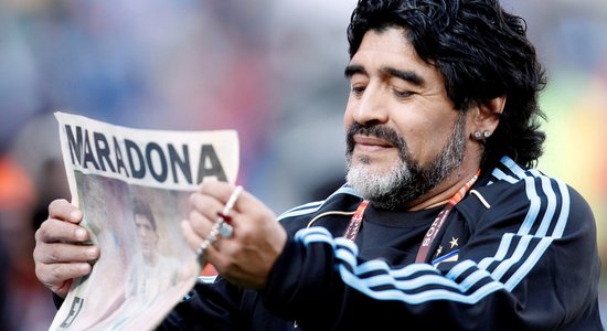 Argentīnas tiesa atļauj Maradonas pārapbedīšanu