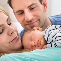 Kā jūtas un ko vēlas zīdainis pirmajos trīs dzīves mēnešos: pediatres skaidrojums