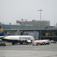 Ryanair сообщает об отмене во вторник двух рижских рейсов
