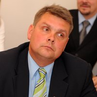 Adamovičs atkāpies no 'Latgales partijas' vadītāja amata