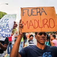 Krīze Venecuēlā: Maduro gāšanai ir nepieciešams armijas atbalsts, atzīst Gvaido
