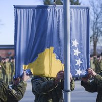 Kosovas armija ievērojami pastiprinās spriedzi reģionā, paziņo Serbija