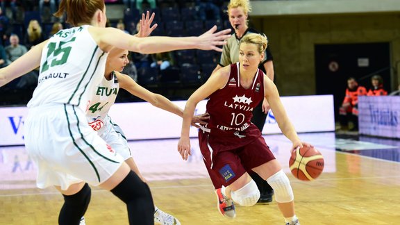 Latvijas un Lietuvas sieviešu basketbola izlašu spēle  - 9