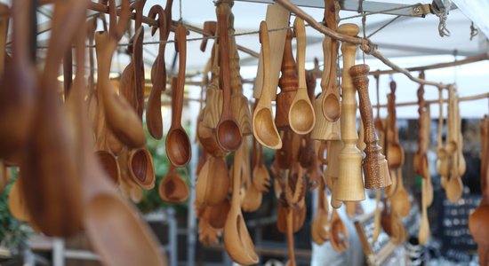 Foto: Ražas svētku lustes tradicionālajā Miķeļdienas gadatirgū Doma laukumā